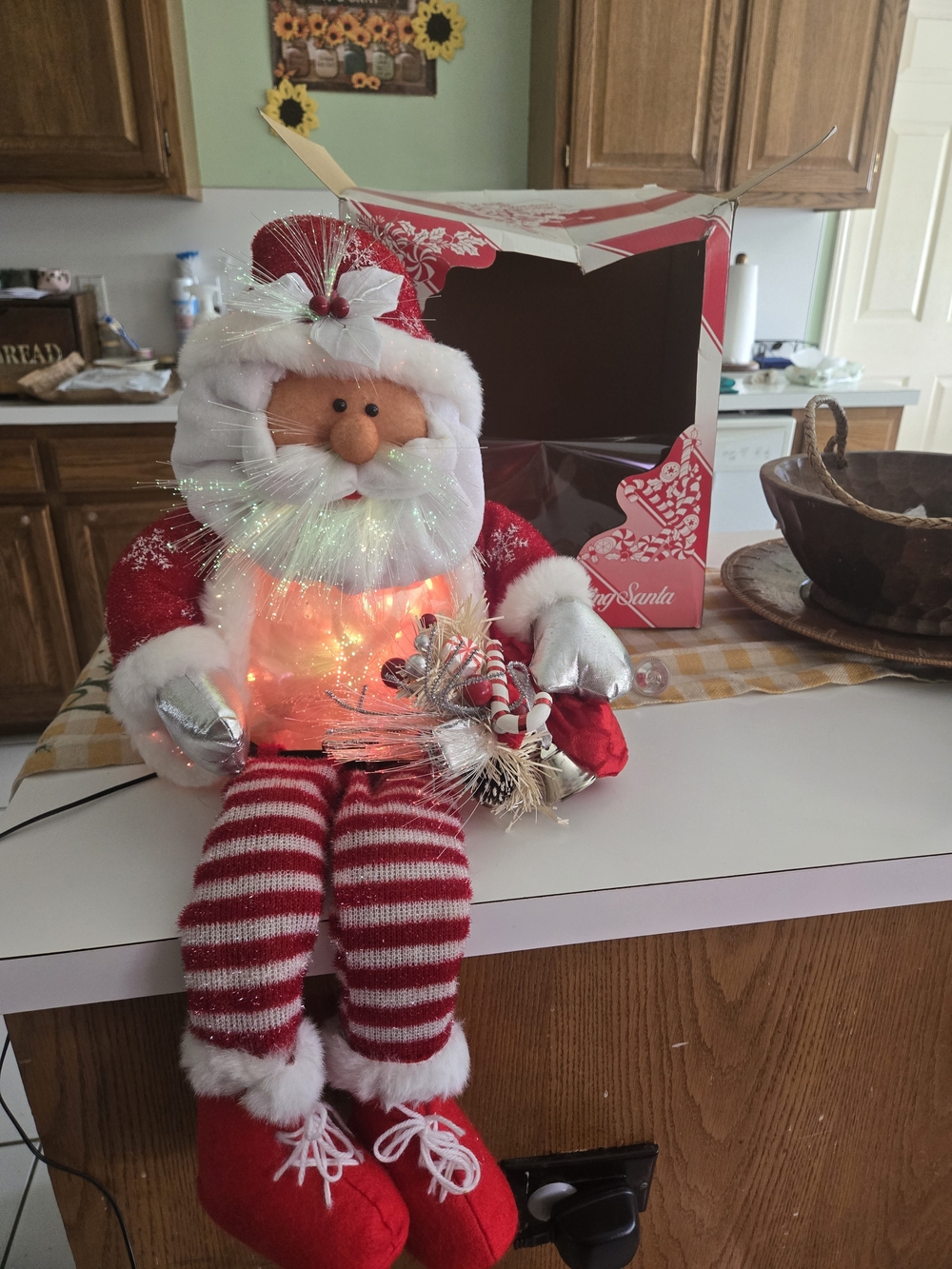 Fiber Optic Shelf Sitting 25” Seated  Santa Christmas, Lights up, plugs in W/Box